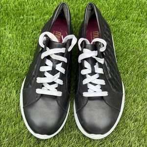 Munro Black and White Sneakers Size 8.5W